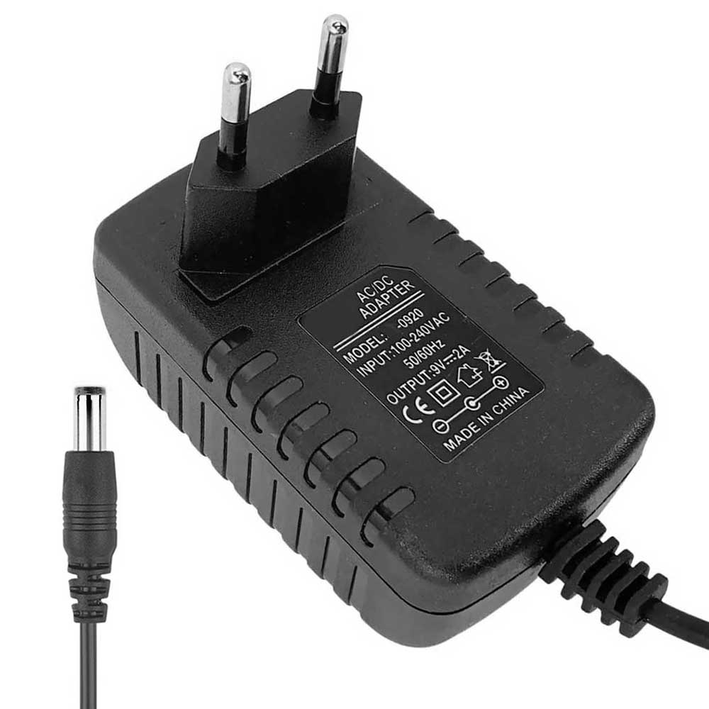 Fonte 0920 AC/DC 9V-2A 110/220V - Preto